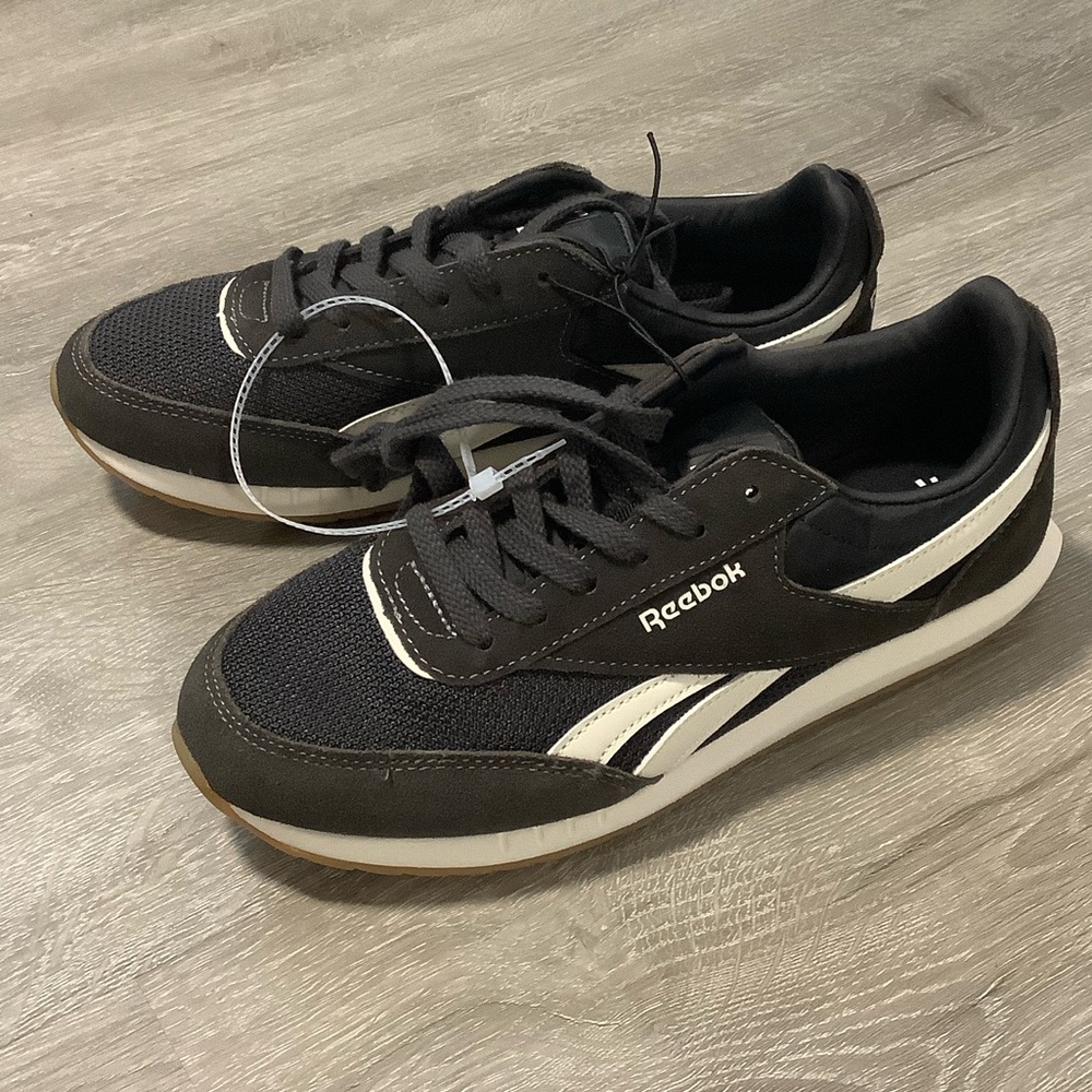 Reebok classic AZ lifestyle sneakers